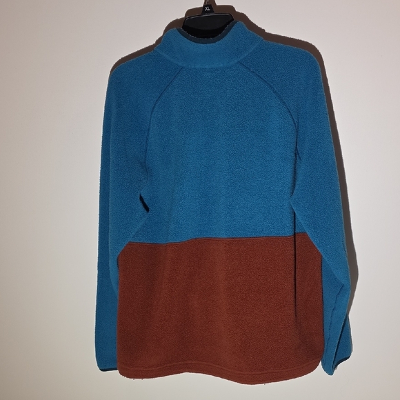L.L. Bean Teal and Rust Fleece Pullover - Picture 6 of 6